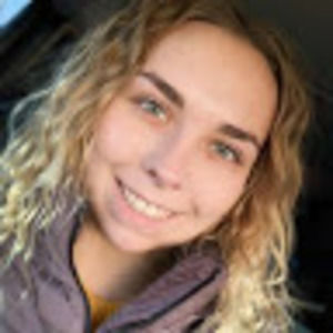 Meet your Posher, Briana